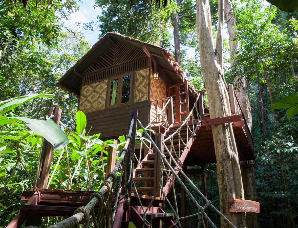 Hotel Our Jungle House Khao Sok National Park Esterno foto