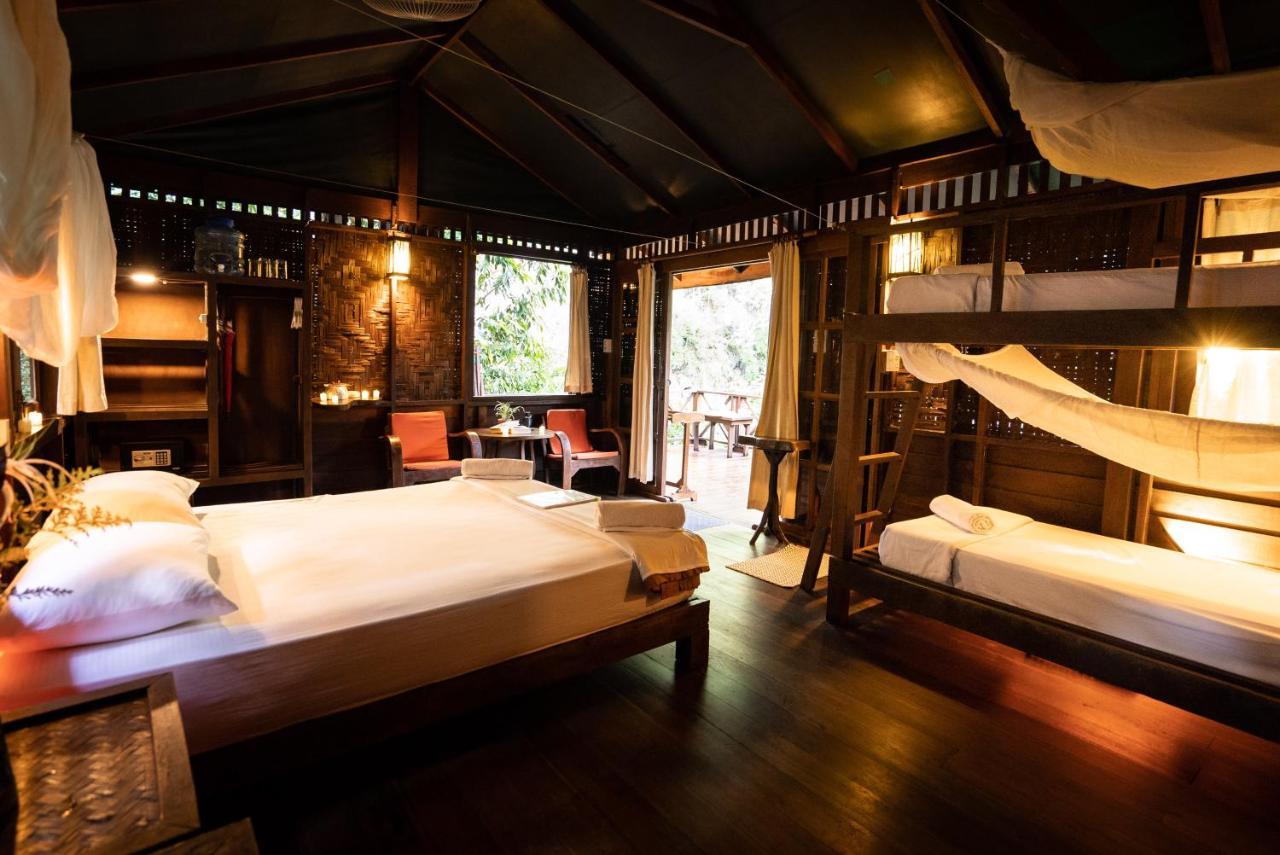 Hotel Our Jungle House Khao Sok National Park Esterno foto