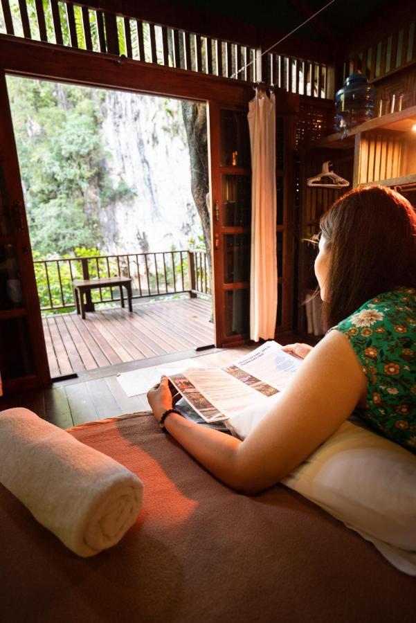 Hotel Our Jungle House Khao Sok National Park Esterno foto