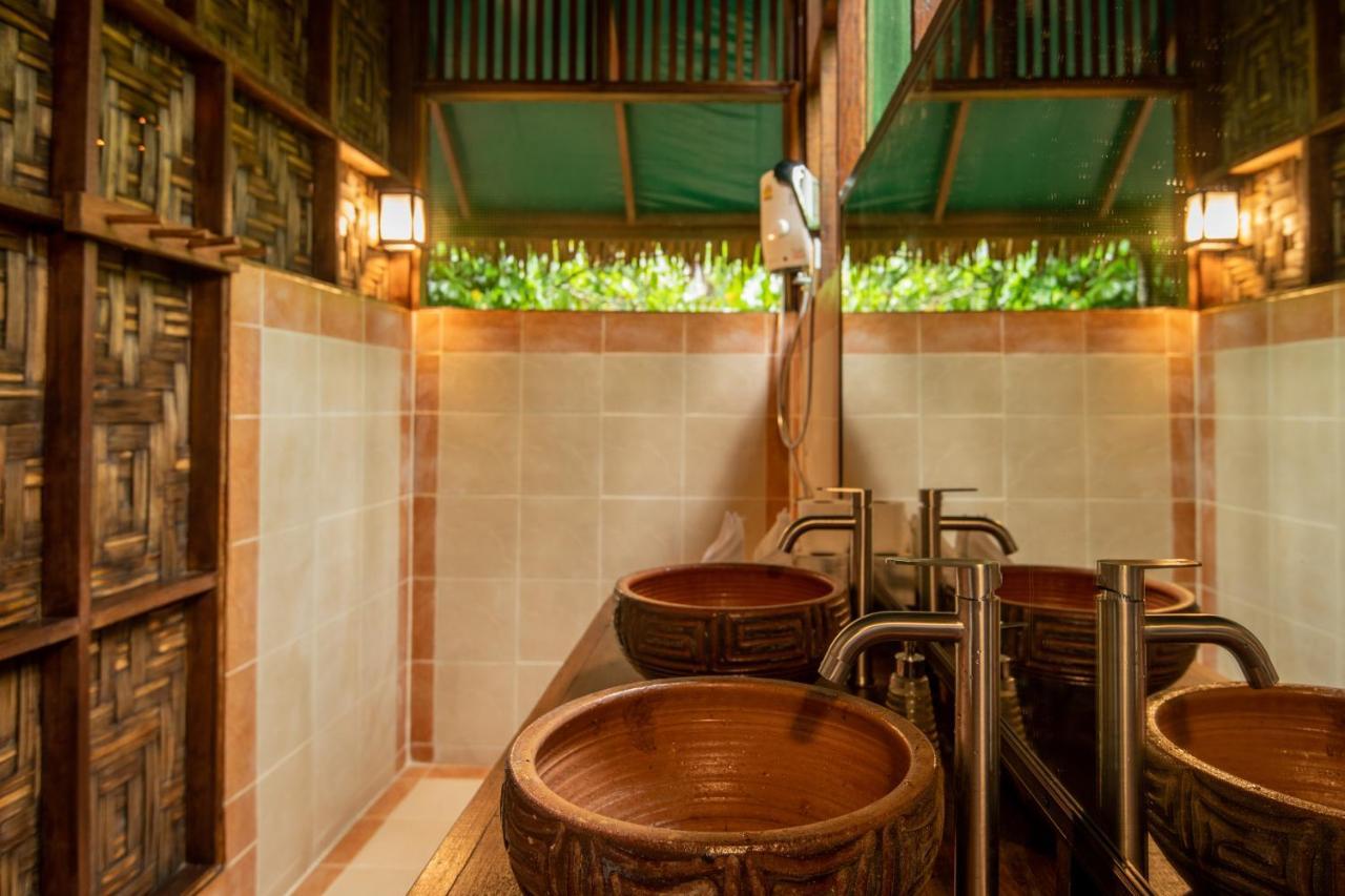 Hotel Our Jungle House Khao Sok National Park Esterno foto