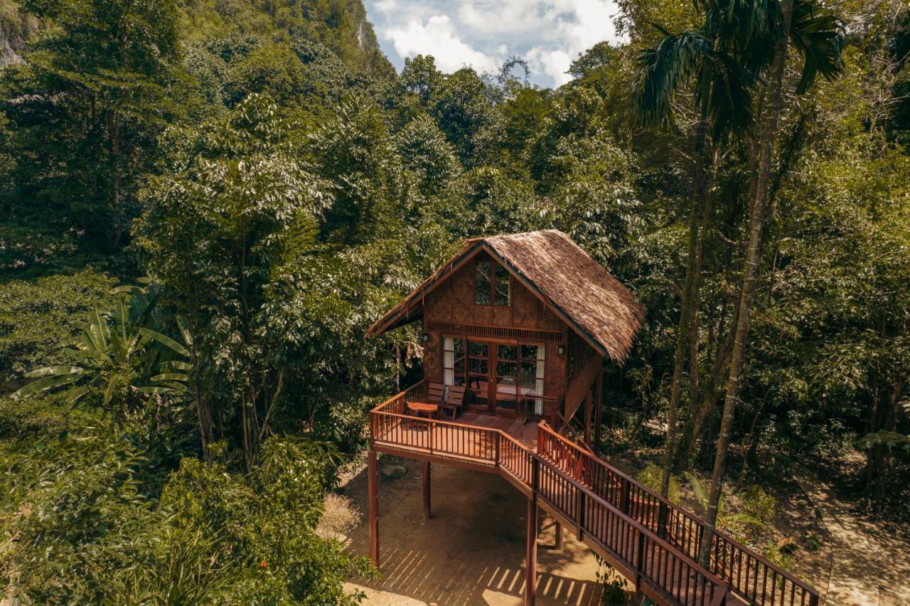 Hotel Our Jungle House Khao Sok National Park Esterno foto