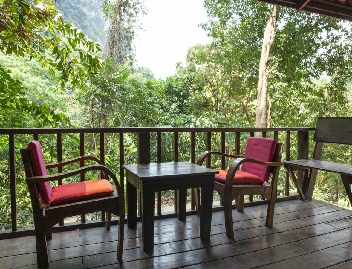 Hotel Our Jungle House Khao Sok National Park Esterno foto