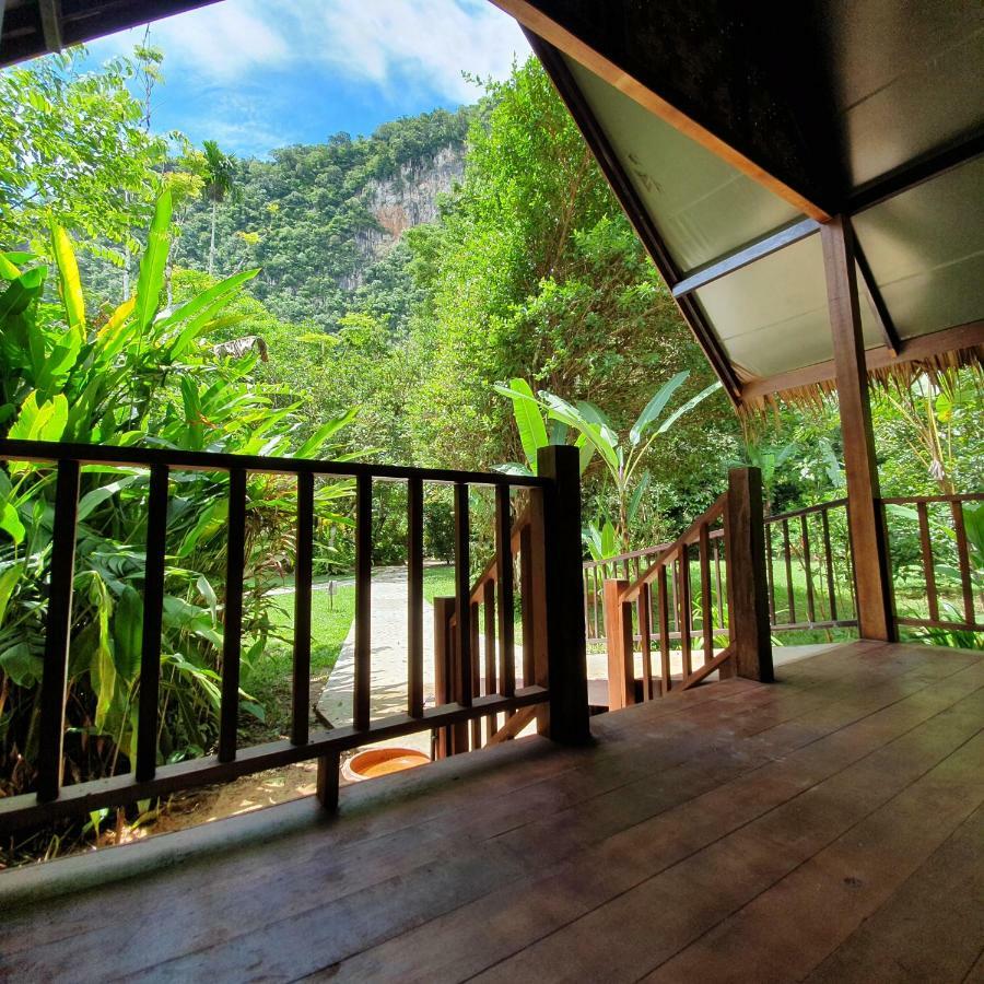 Hotel Our Jungle House Khao Sok National Park Esterno foto